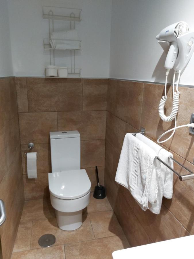 Hotel Complutense Alcalá de Henares Kültér fotó