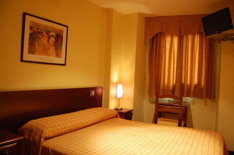 Hotel Complutense Alcalá de Henares Kültér fotó