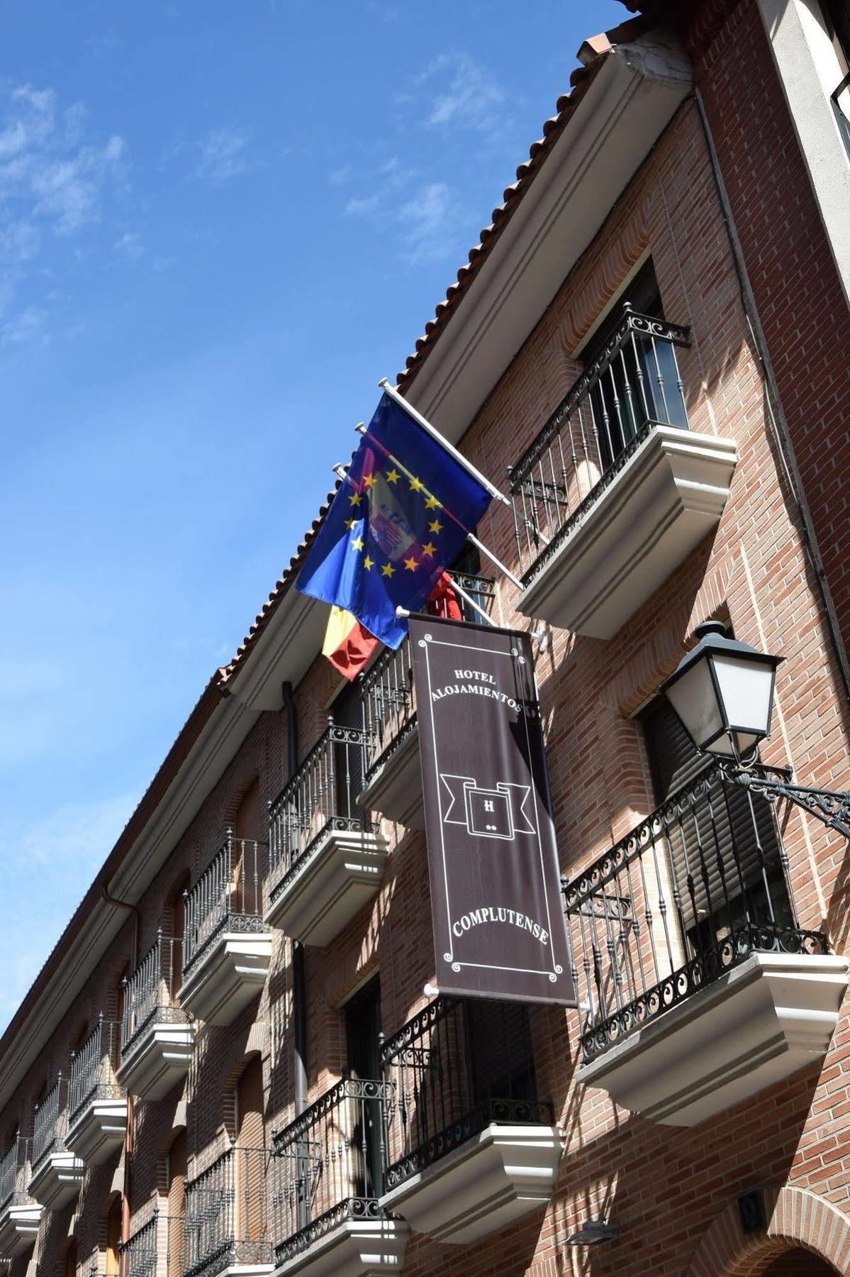 Hotel Complutense Alcalá de Henares Kültér fotó